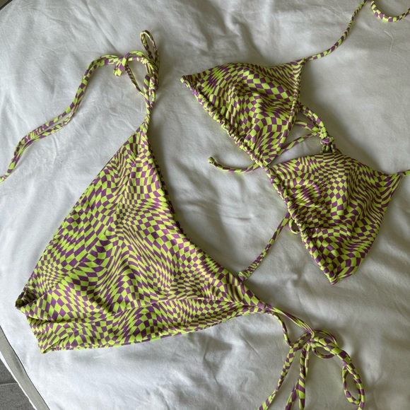 OneOne Swimwear Ariel Bikini in Psychedelic - Picture 3 of 6